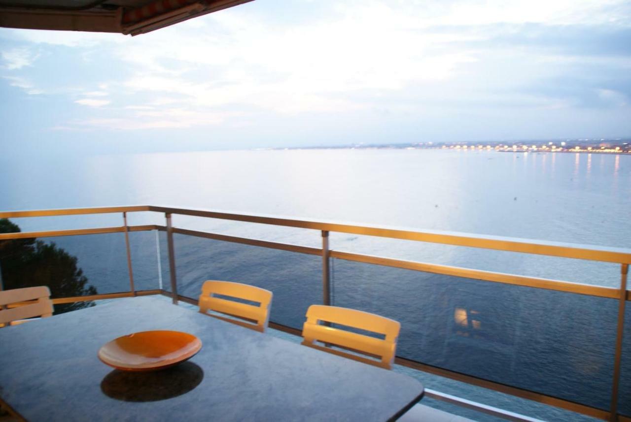 Bahia Apartamento Sobre El Mar Salou Exterior foto
