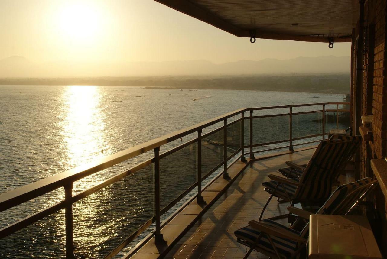 Bahia Apartamento Sobre El Mar Salou Exterior foto