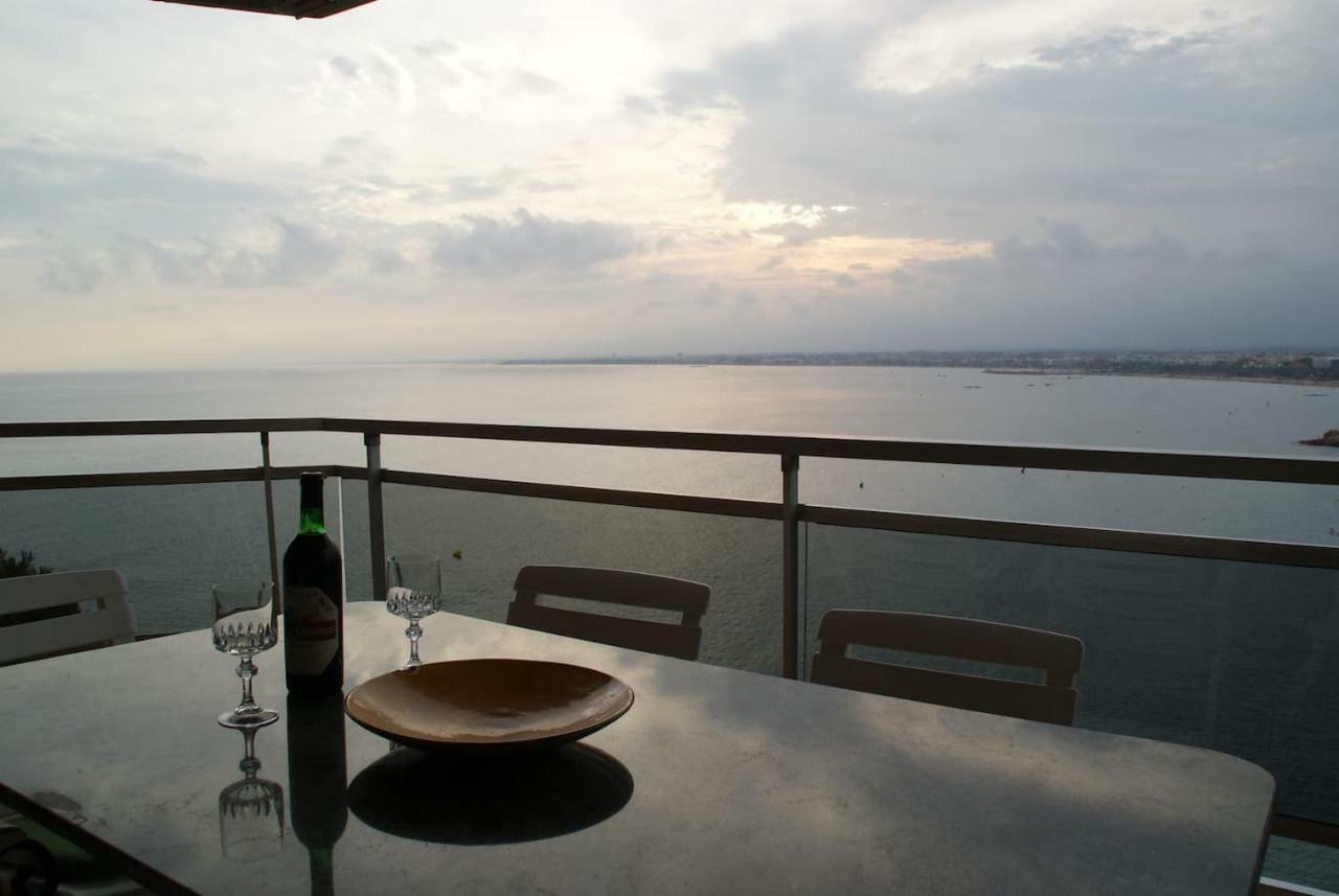 Bahia Apartamento Sobre El Mar Salou Exterior foto